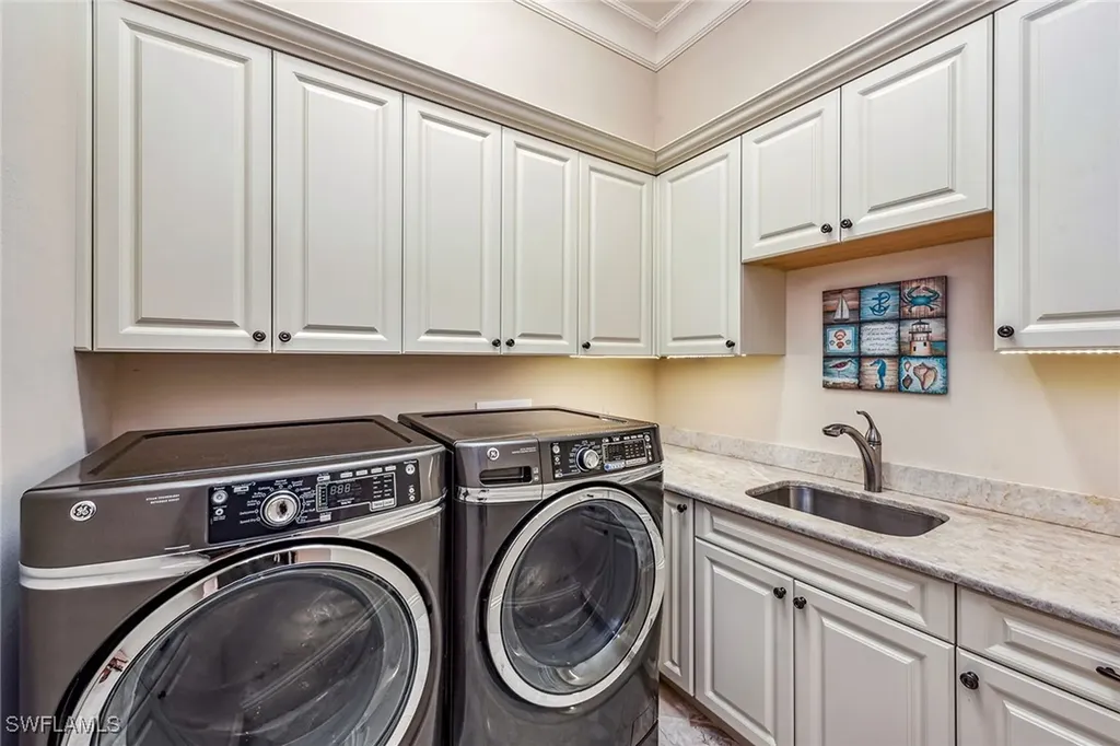660 Kendall Drive Marco Island FL 34145