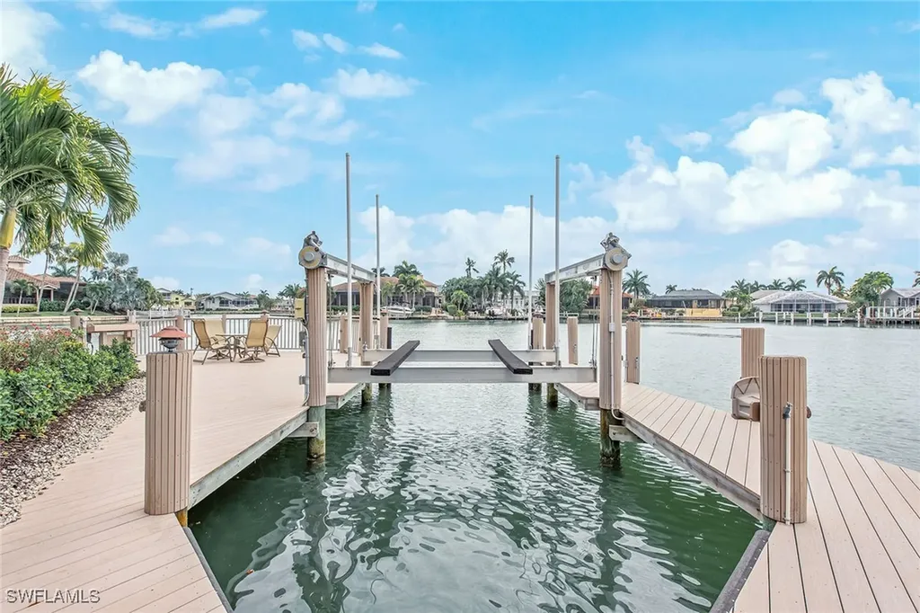 660 Kendall Drive Marco Island FL 34145