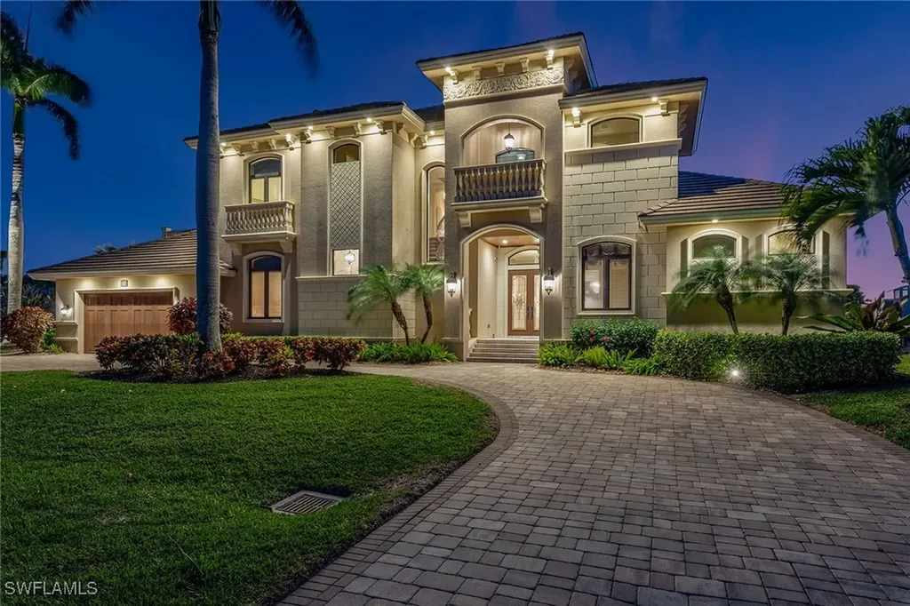 660 Kendall Drive Marco Island FL 34145