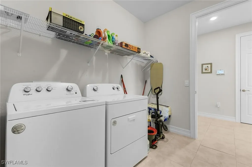288 Spring Hill Lake Loop Cape Coral FL 33993