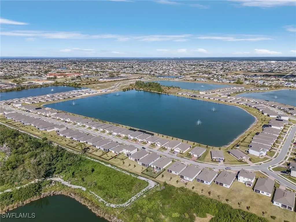 288 Spring Hill Lake Loop Cape Coral FL 33993