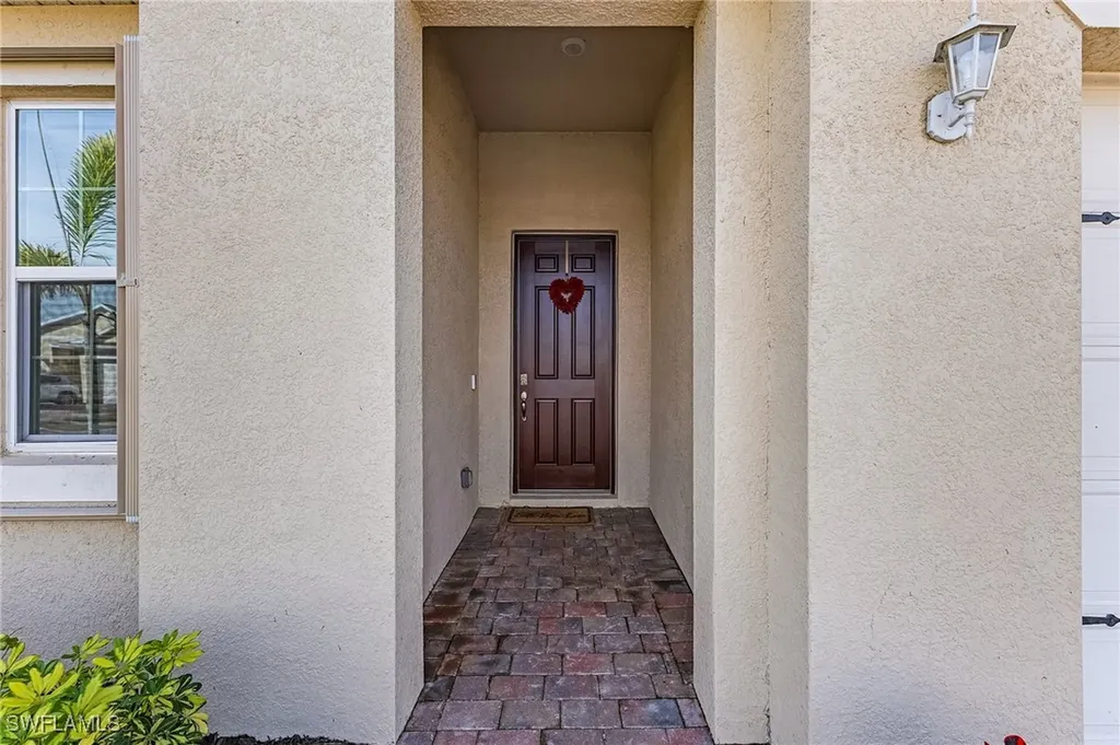 288 Spring Hill Lake Loop Cape Coral FL 33993