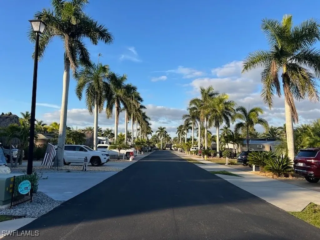 5222 Marsh Mallow Trail Fort Myers FL 33905