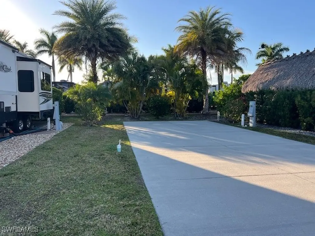 5222 Marsh Mallow Trail Fort Myers FL 33905