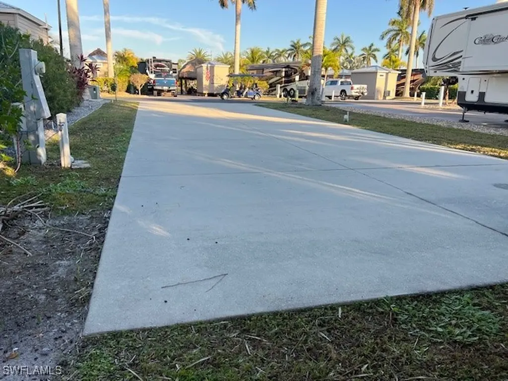 5222 Marsh Mallow Trail Fort Myers FL 33905