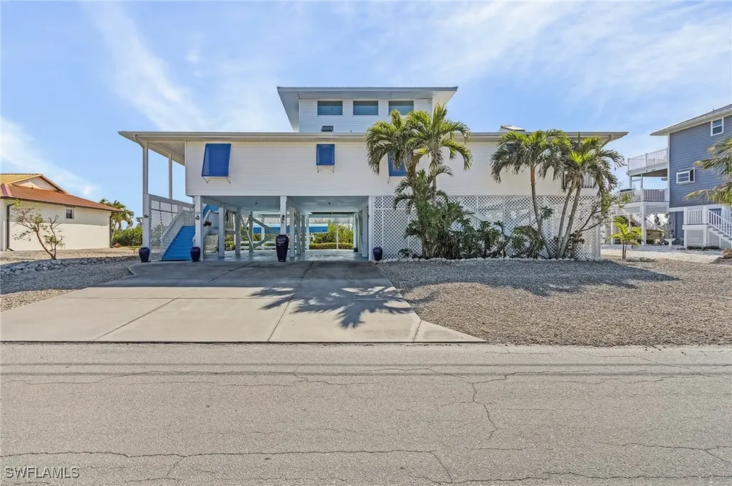 4081 Galt Island Avenue St. James City FL 33956