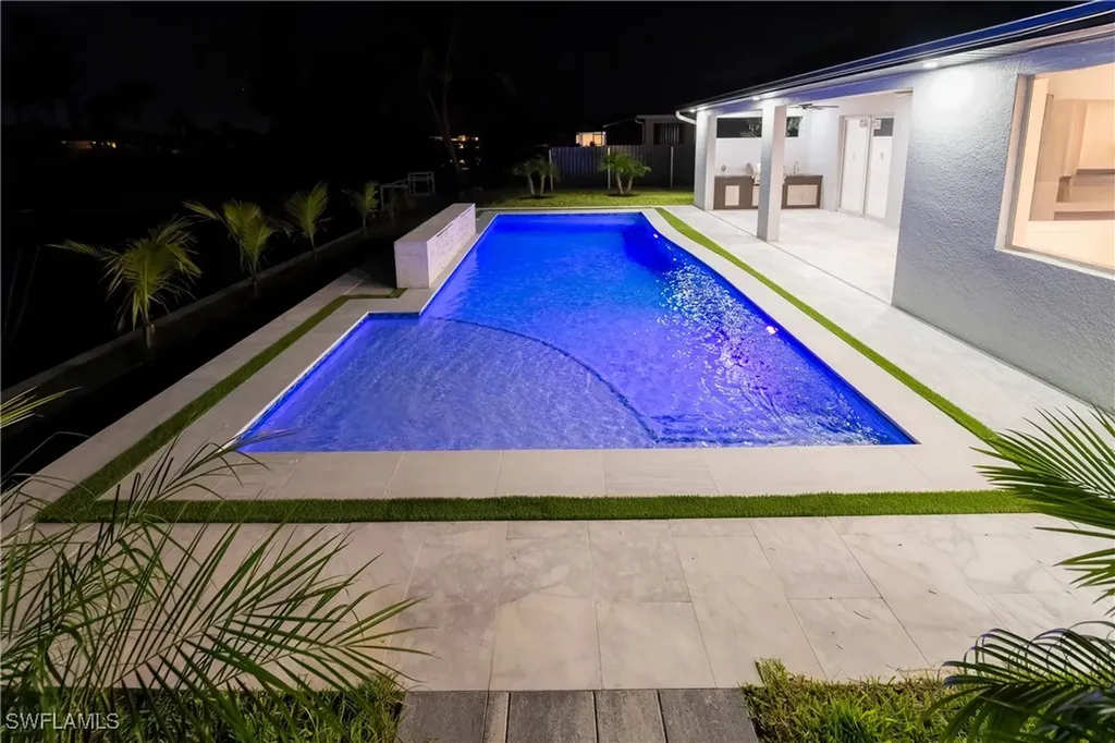 334 SW 21st Terrace Cape Coral FL 33991