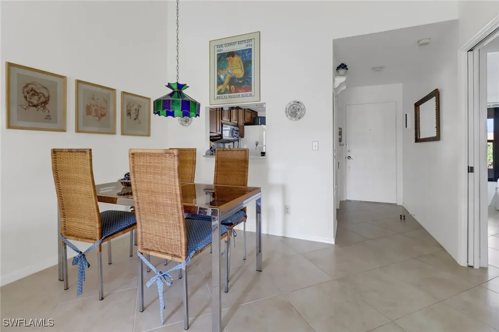2066 Pine Isle Lane Naples FL 34112