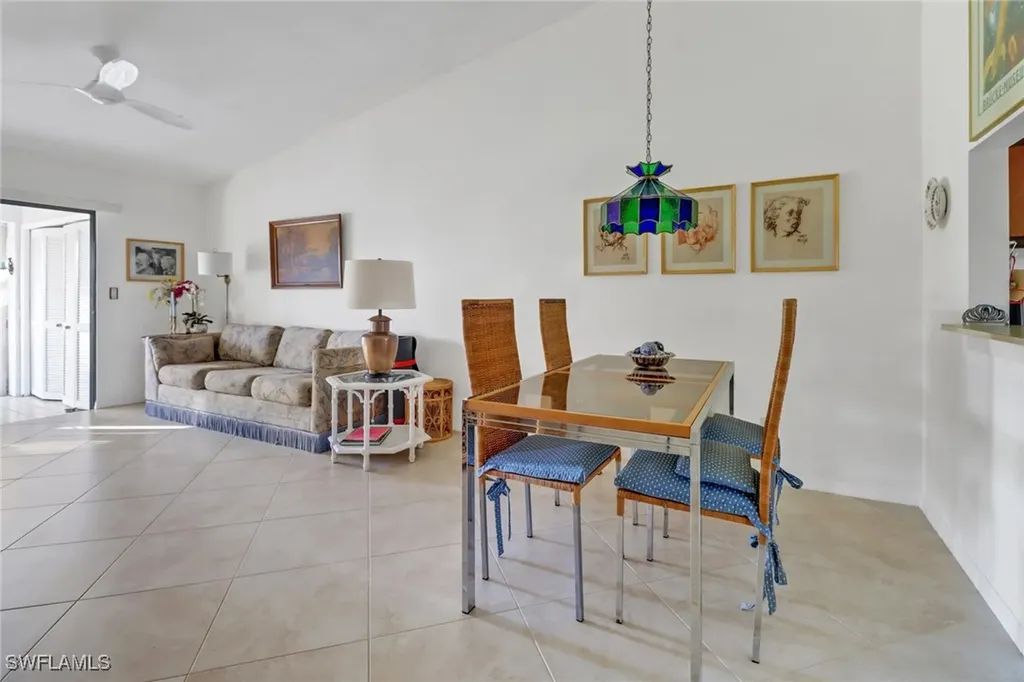 2066 Pine Isle Lane Naples FL 34112