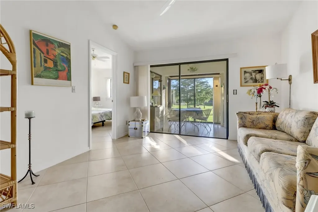 2066 Pine Isle Lane Naples FL 34112