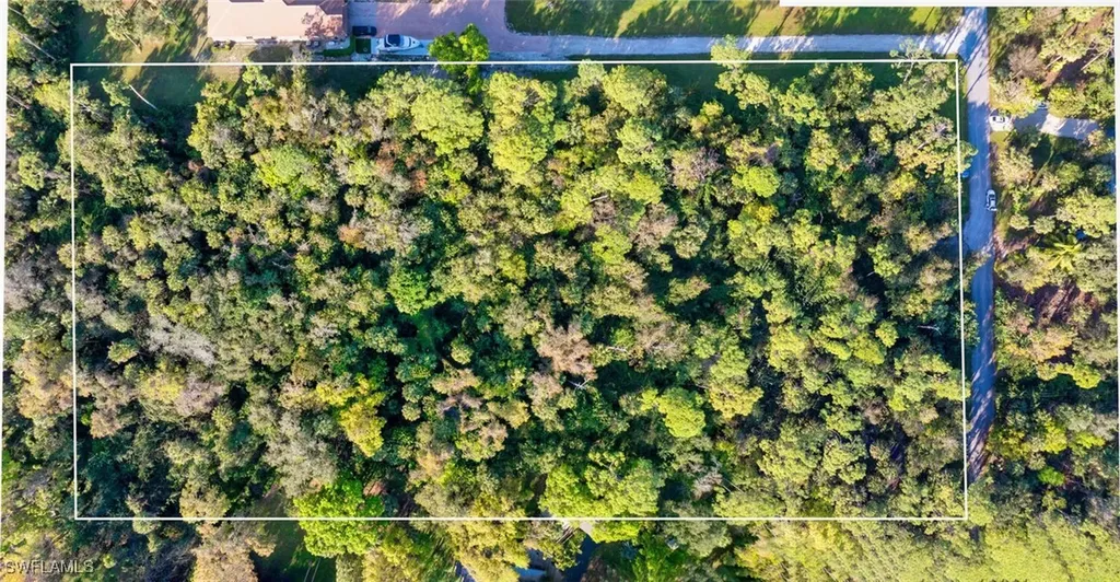 6235 Everett Street Naples FL 34112