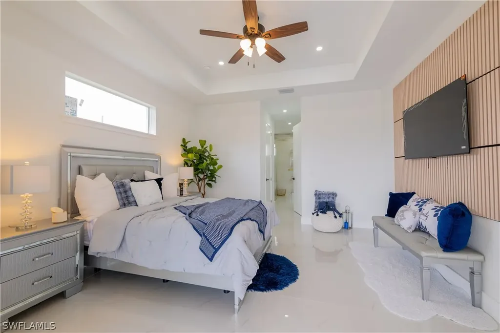 1528 SW 15th Avenue Cape Coral FL 33991