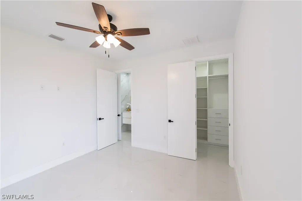 1528 SW 15th Avenue Cape Coral FL 33991