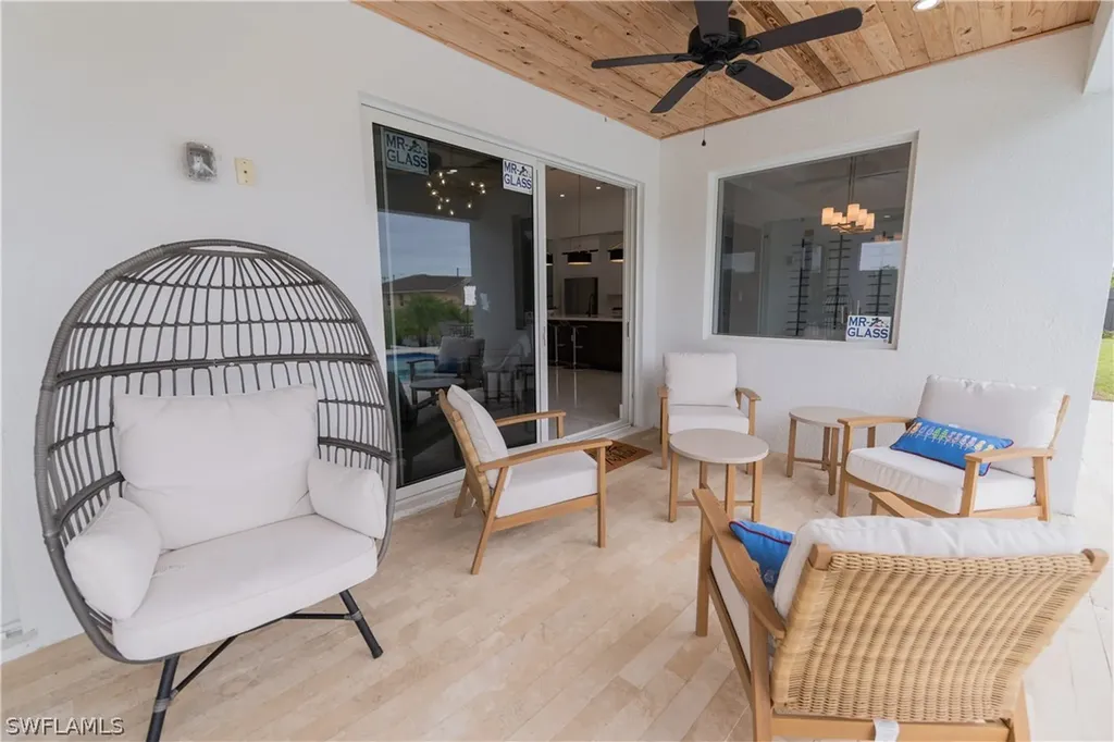 1528 SW 15th Avenue Cape Coral FL 33991