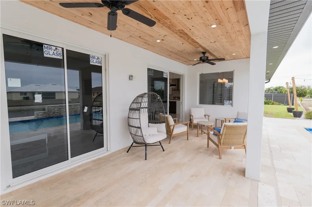1528 SW 15th Avenue Cape Coral FL 33991