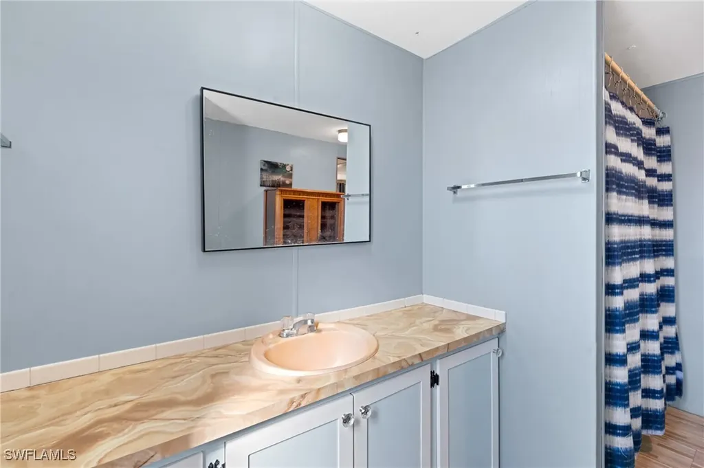 8405 Nault Road North Fort Myers FL 33917