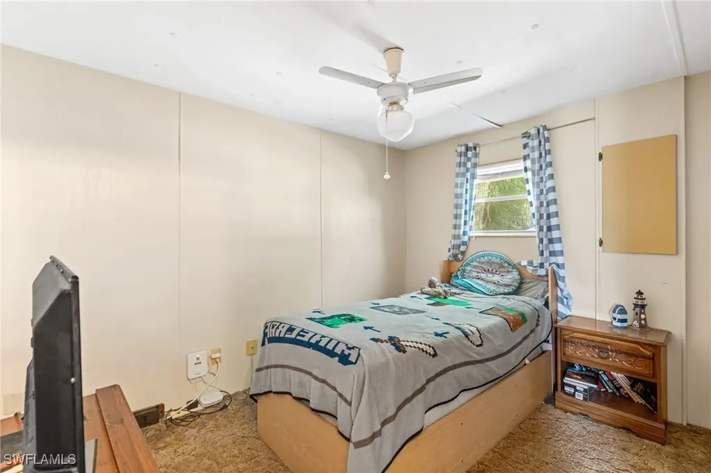 8405 Nault Road North Fort Myers FL 33917