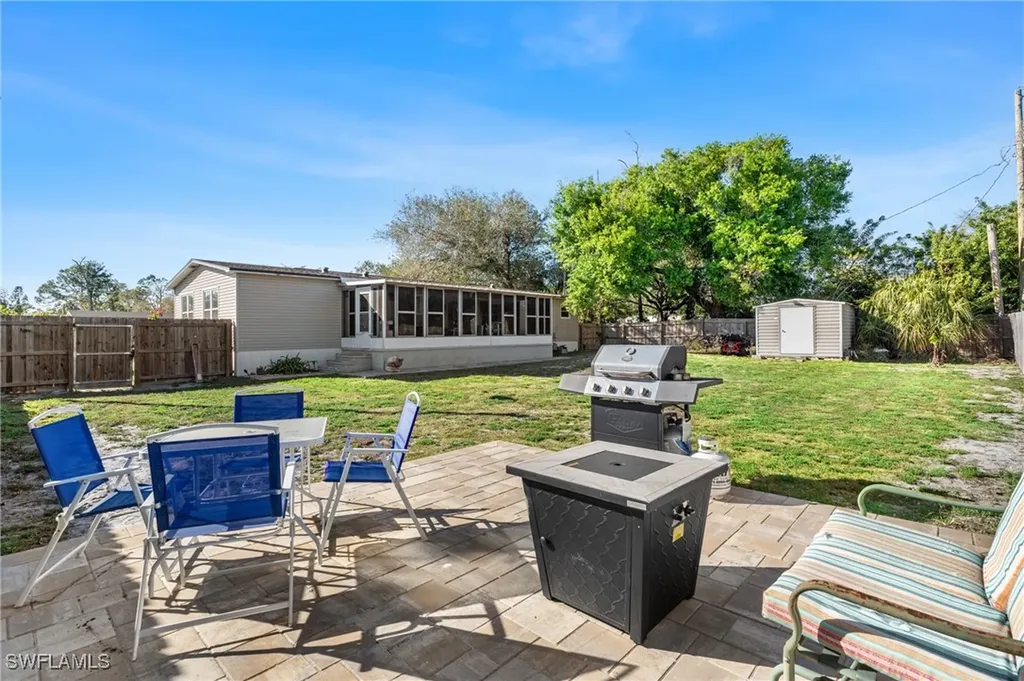 8405 Nault Road North Fort Myers FL 33917