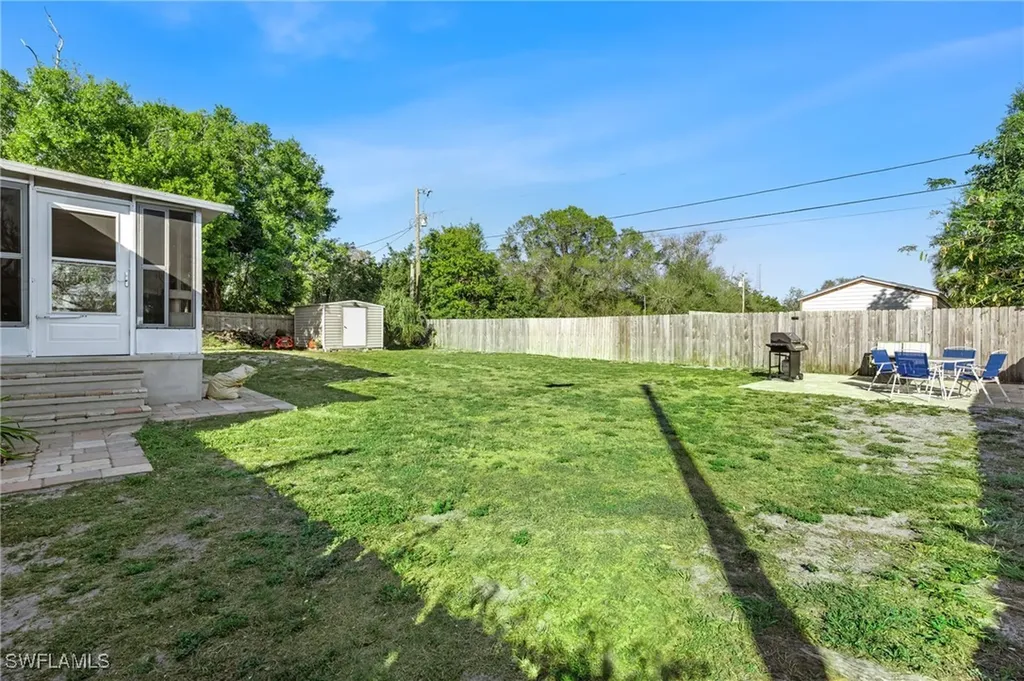 8405 Nault Road North Fort Myers FL 33917