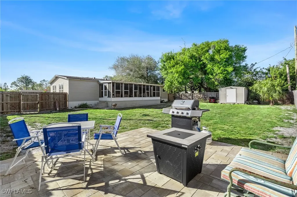 8405 Nault Road North Fort Myers FL 33917