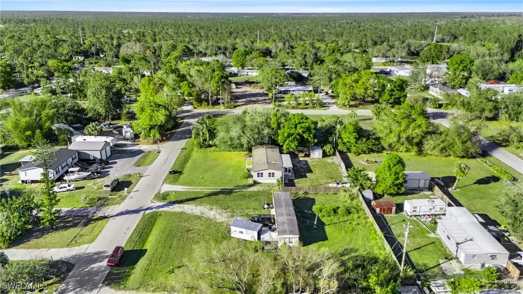 8405 Nault Road North Fort Myers FL 33917