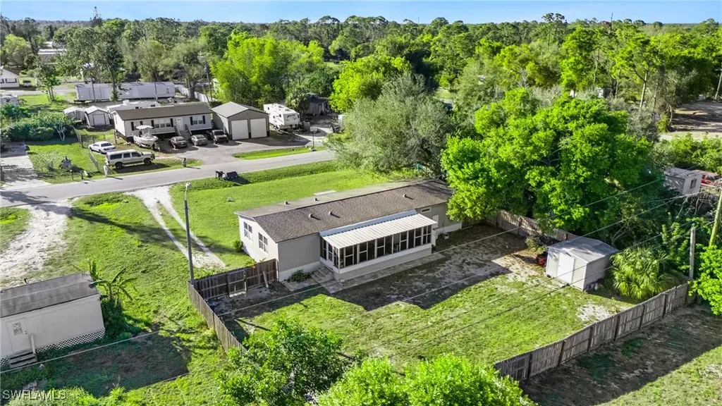 8405 Nault Road North Fort Myers FL 33917