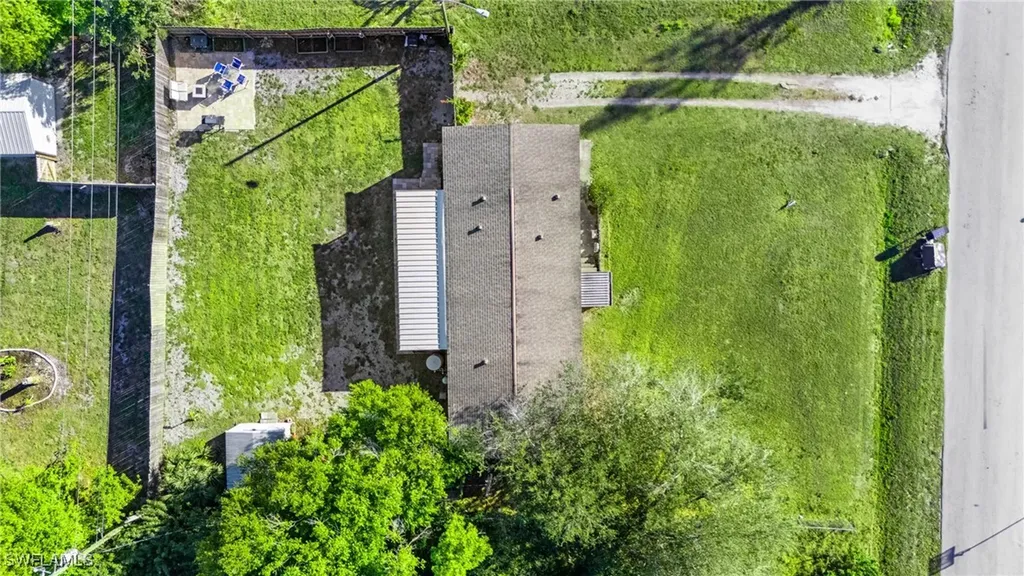 8405 Nault Road North Fort Myers FL 33917