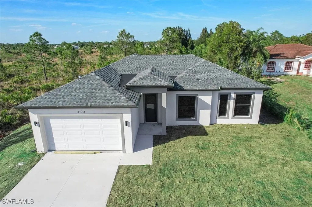 4173 58 Avenue NE Naples FL 34120