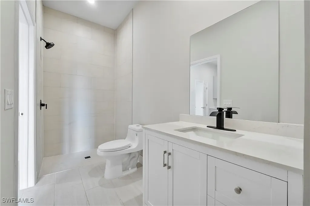 4173 58 Avenue NE Naples FL 34120