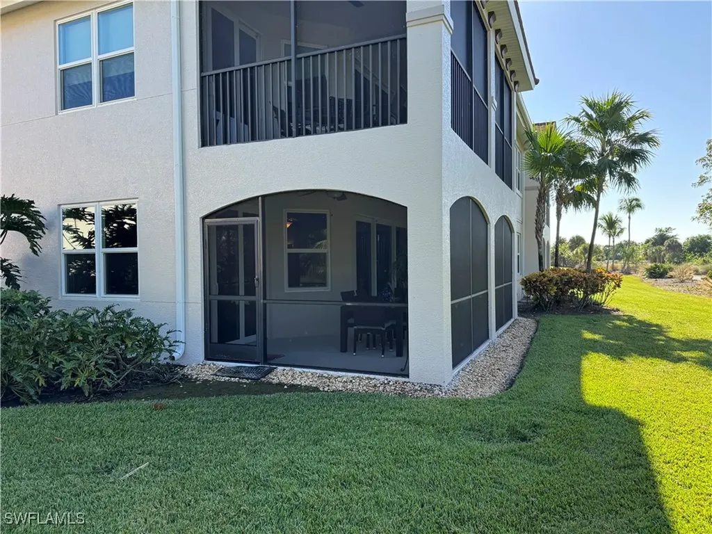 1277 Rialto Way Naples FL 34114