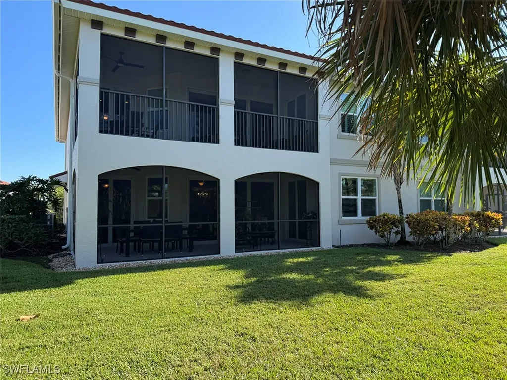 1277 Rialto Way Naples FL 34114