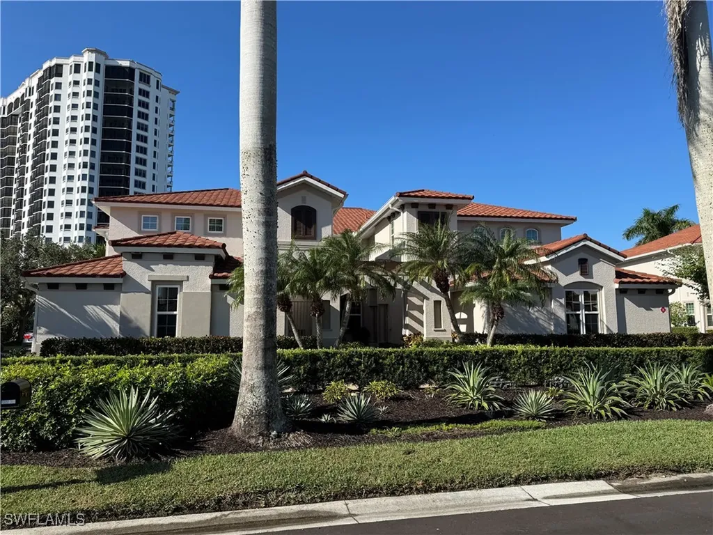 1277 Rialto Way Naples FL 34114