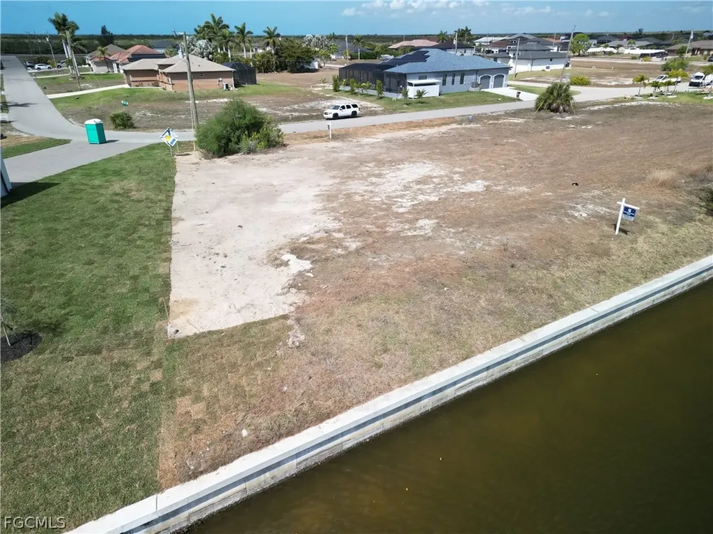 3105 NW 46th Avenue Cape Coral FL 33993