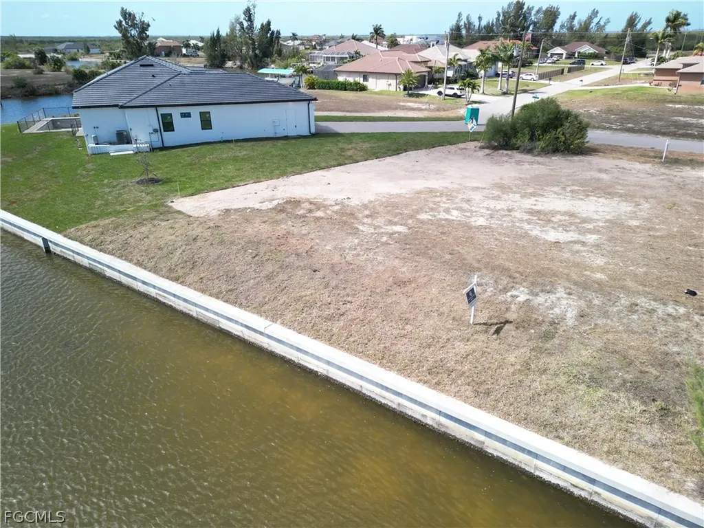 3105 NW 46th Avenue Cape Coral FL 33993