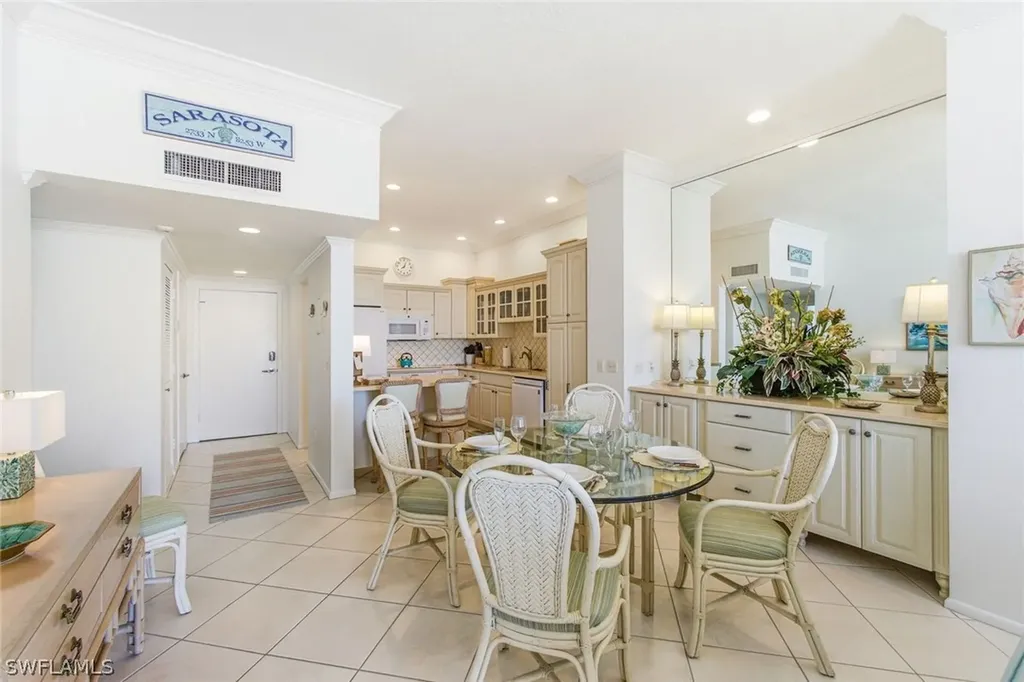 1212 Benjamin Franklin Drive Sarasota FL 34236