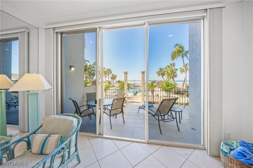 1212 Benjamin Franklin Drive Sarasota FL 34236