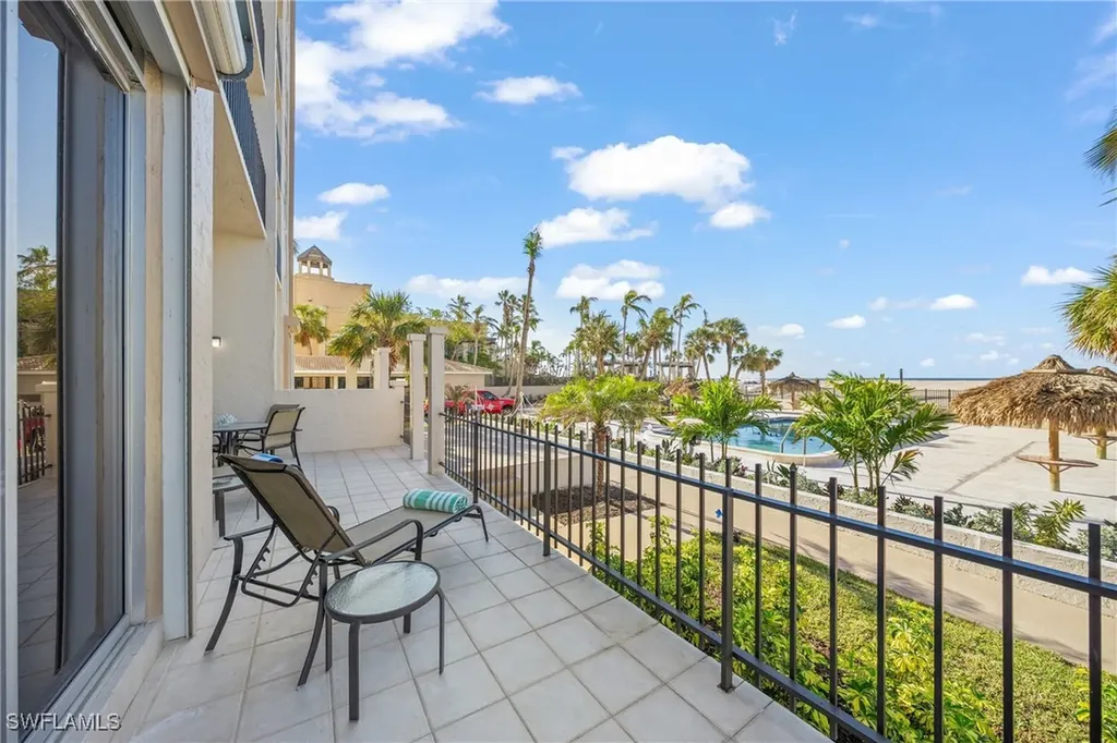 1212 Benjamin Franklin Drive Sarasota FL 34236