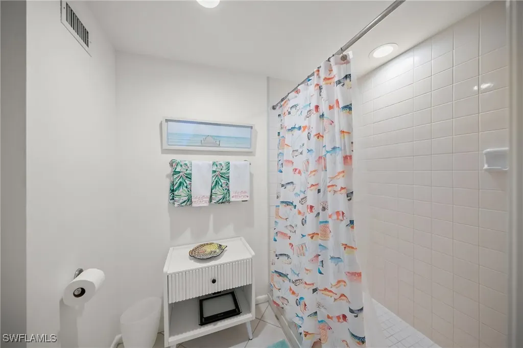 1212 Benjamin Franklin Drive Sarasota FL 34236