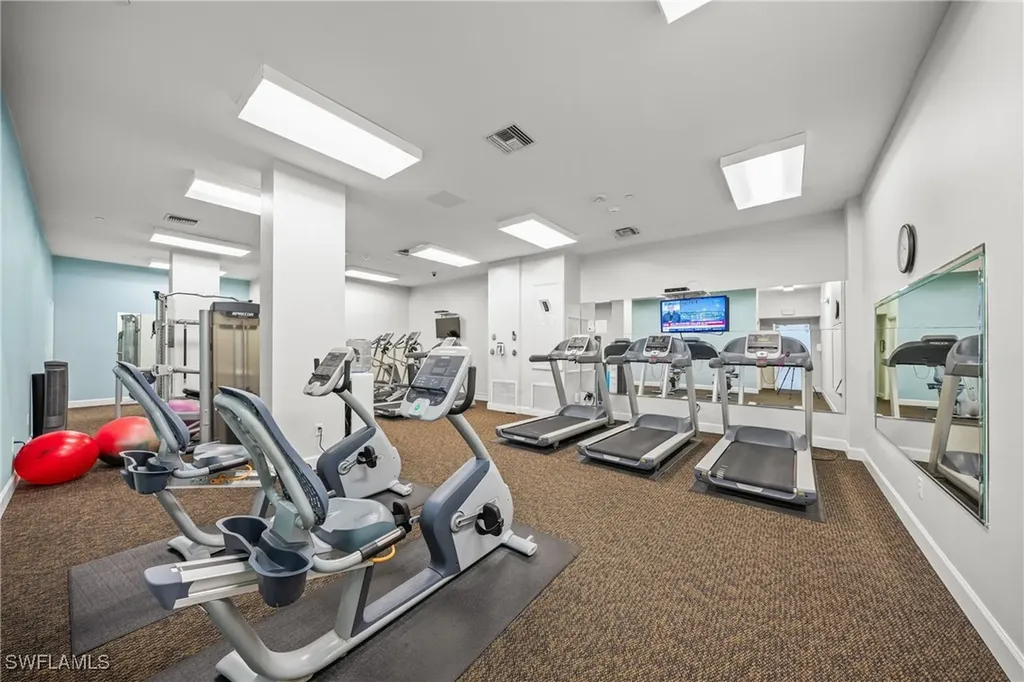 1212 Benjamin Franklin Drive Sarasota FL 34236