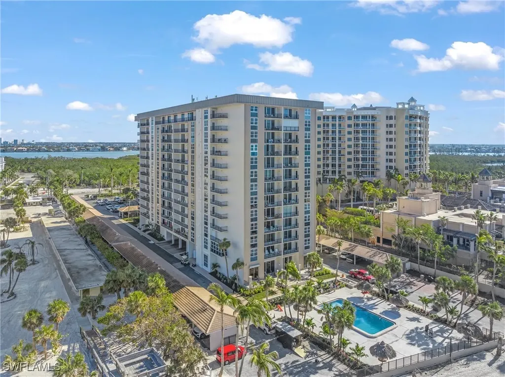1212 Benjamin Franklin Drive Sarasota FL 34236
