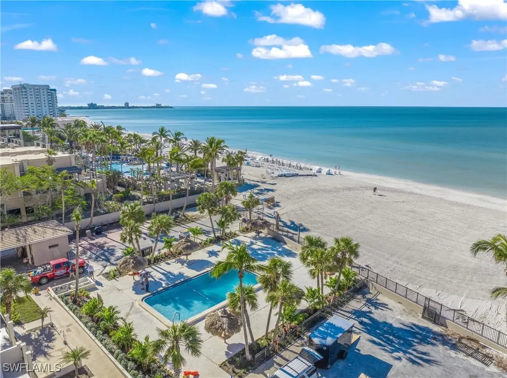 1212 Benjamin Franklin Drive Sarasota FL 34236