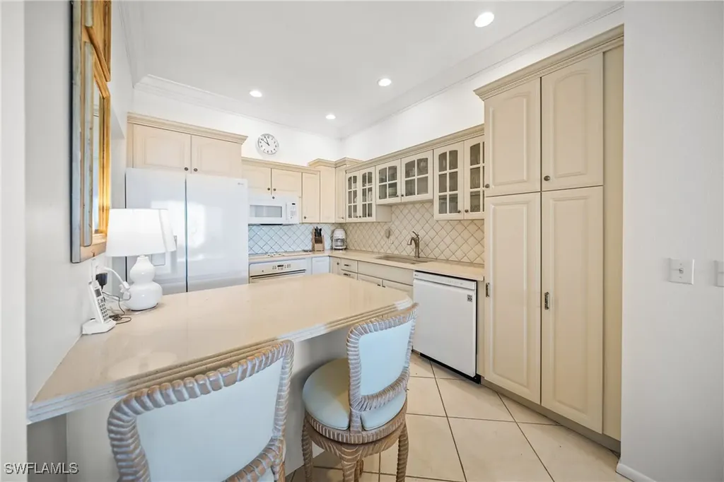 1212 Benjamin Franklin Drive Sarasota FL 34236