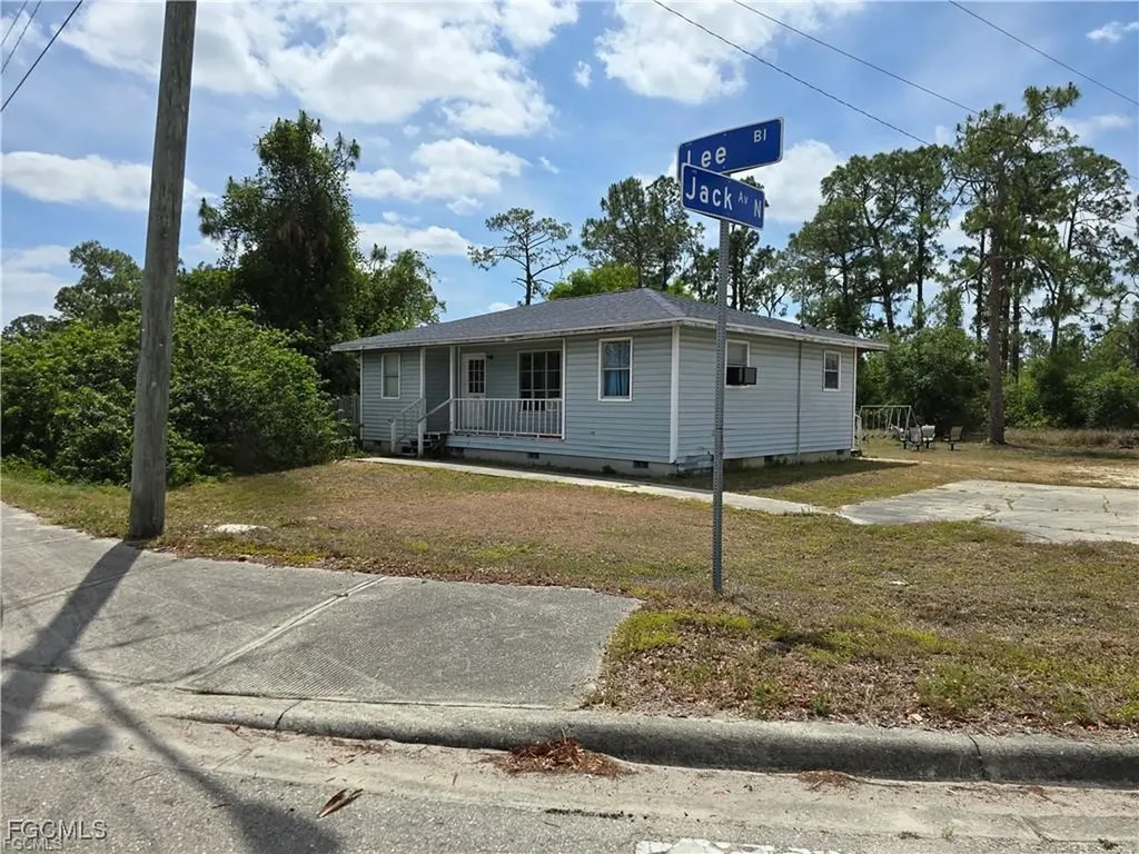 404 Jack Avenue N Lehigh Acres FL 33971