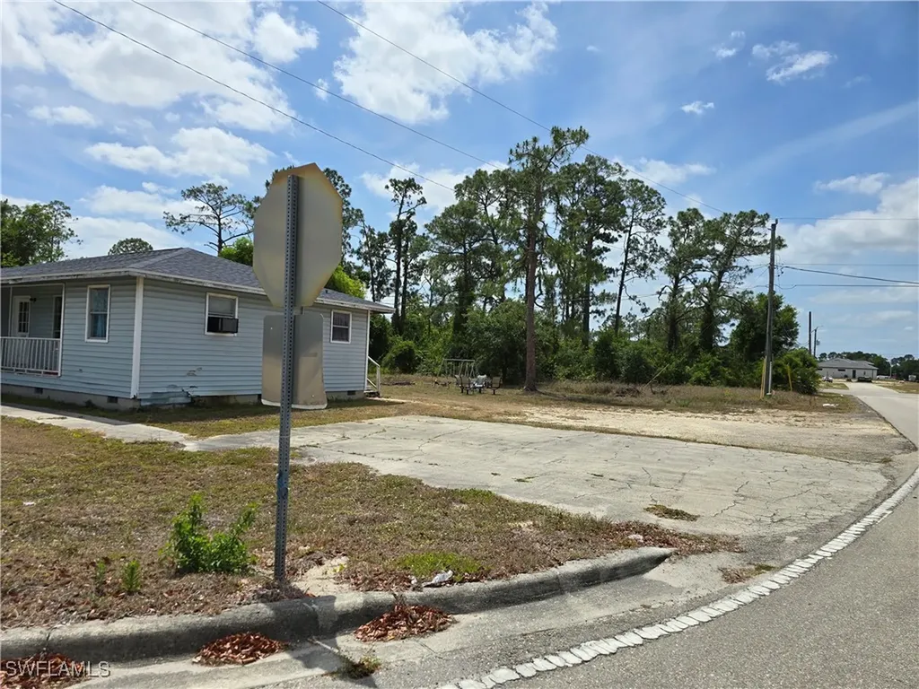 404 Jack Avenue N Lehigh Acres FL 33971