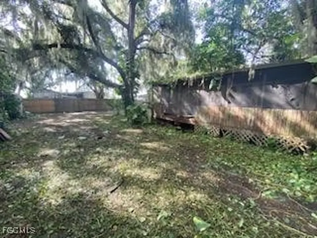 1034 Collier Lane Moore Haven FL 33471