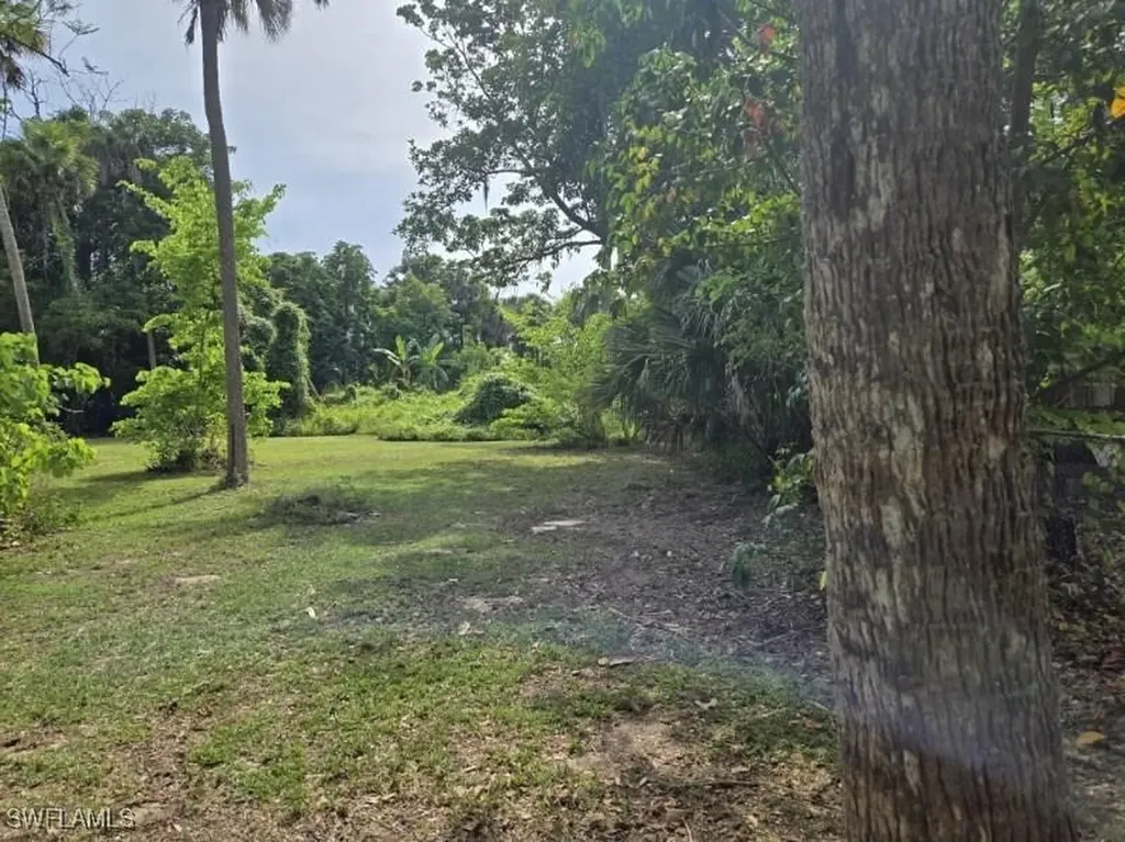 254 W Mariana Avenue North Fort Myers FL 33903