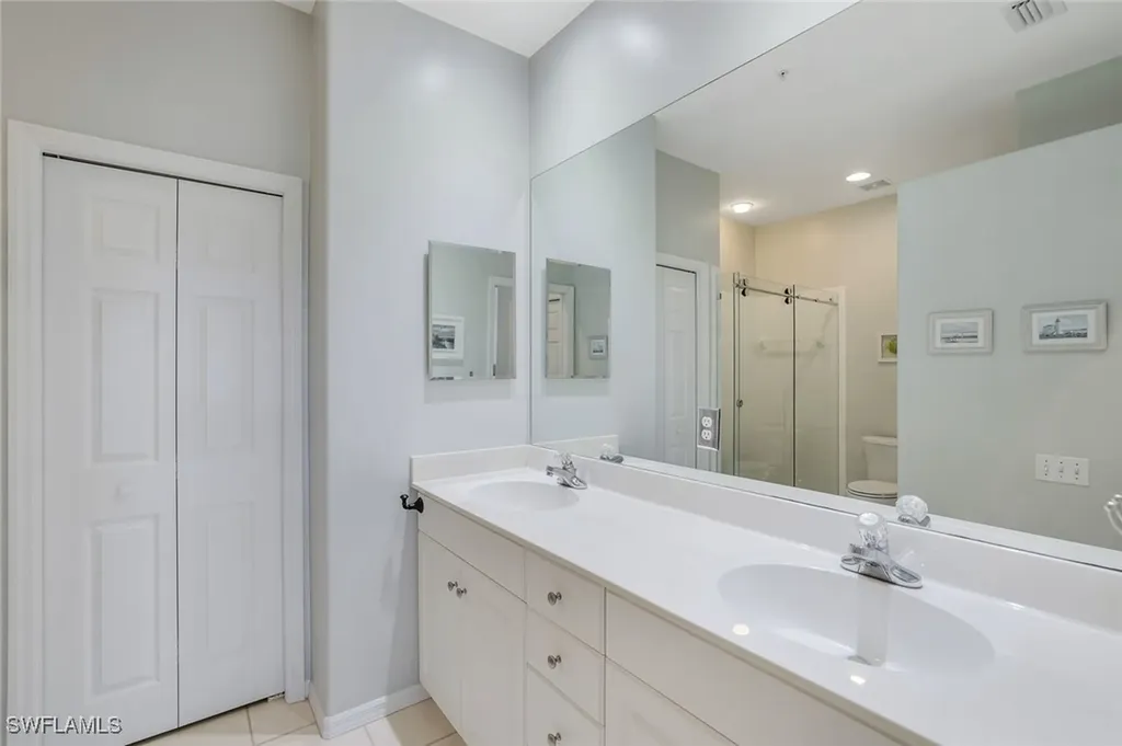 8267 Parkstone Place Naples FL 34120