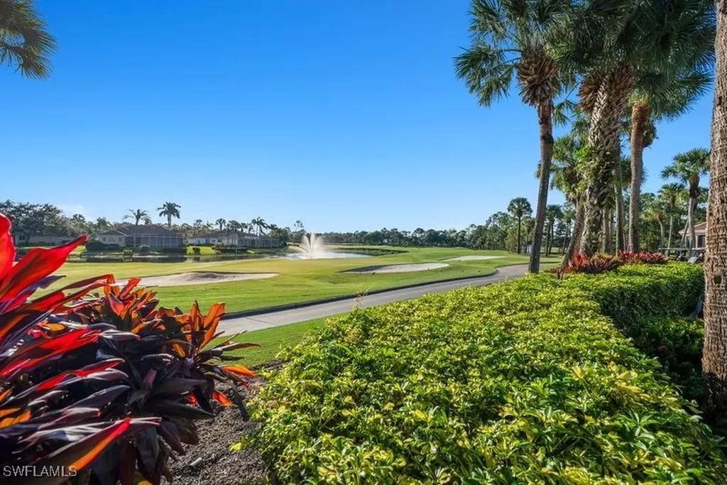 8267 Parkstone Place Naples FL 34120
