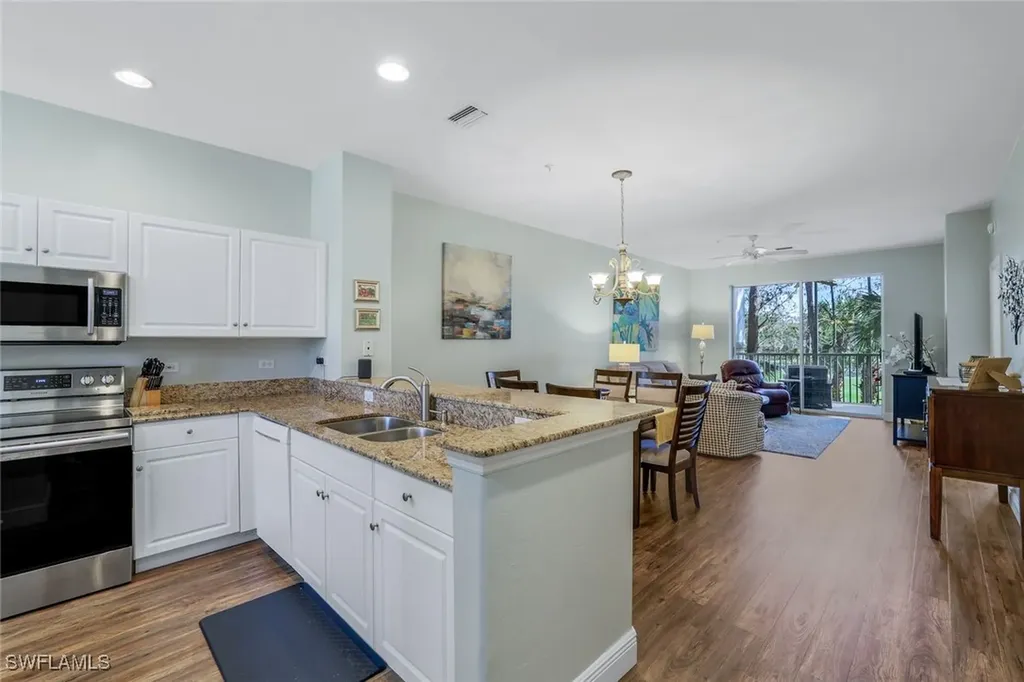 8267 Parkstone Place Naples FL 34120