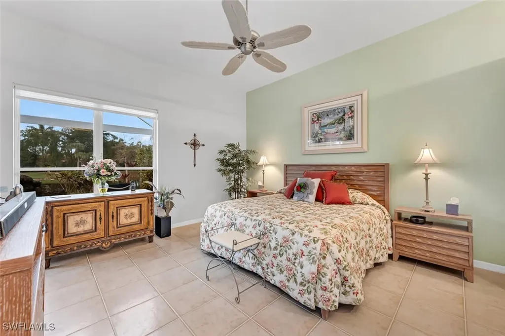 5735 Persimmon Way Naples FL 34110